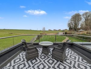 Photo 11- click for photo gallery